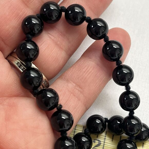 Glass Beaded Knotted Infinity Necklace, classic, casual. - Picture 4 of 6